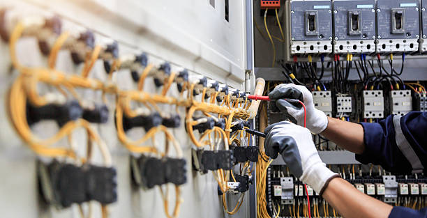 Professional Electrician technician working in Seaside, OR
